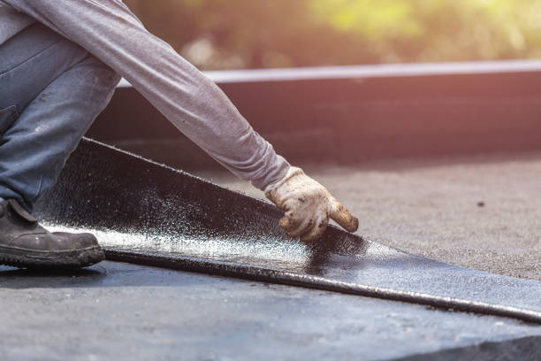 Professional Vapor Barrier Installation technician working in Plainwell, MI
